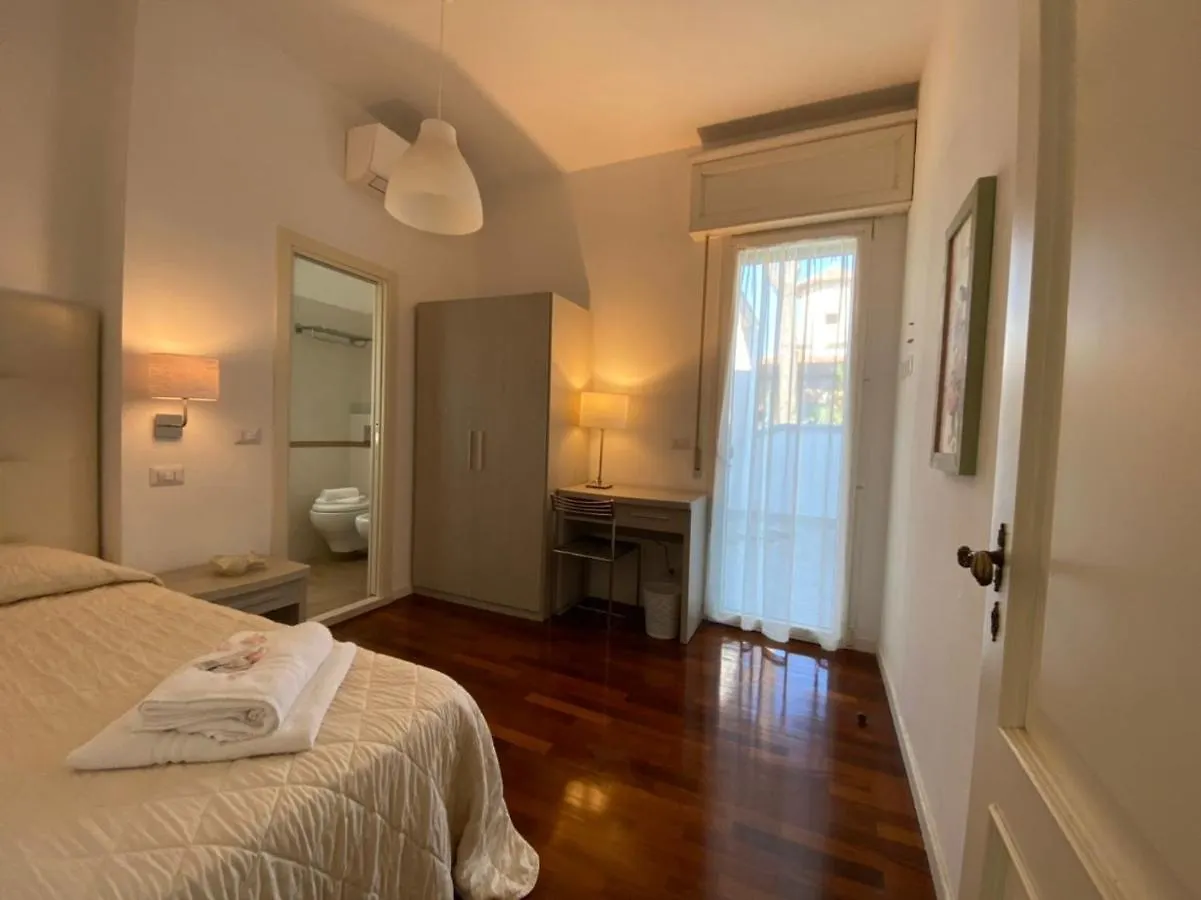 Villa Alda Suites & Rooms Cervia Bed & Breakfast